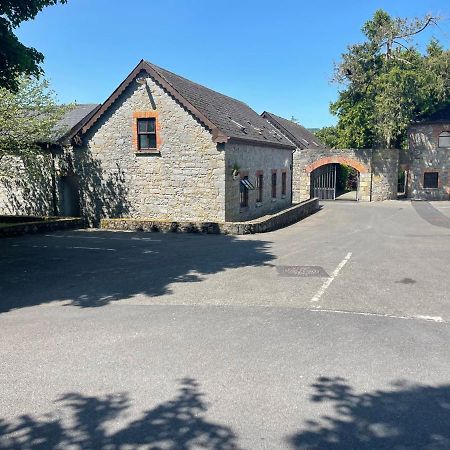 Riverside Lodge Carlow Exterior foto
